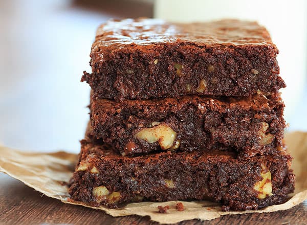 Ina's Outrageous Brownies - The super rich brownie brainchild of Ina Garten, complete with tons of chopped walnuts! | https://apex-male.info/outrageous-indeed/