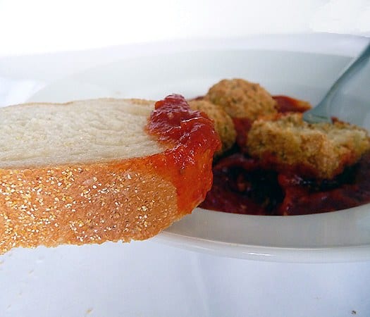 Arancini-Italian-rice-balls-bread