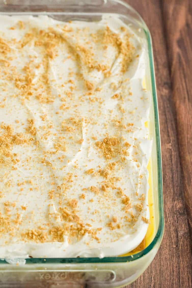 A pan of icebox cake.