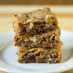 Stack of 3 congo bars on a white plate.