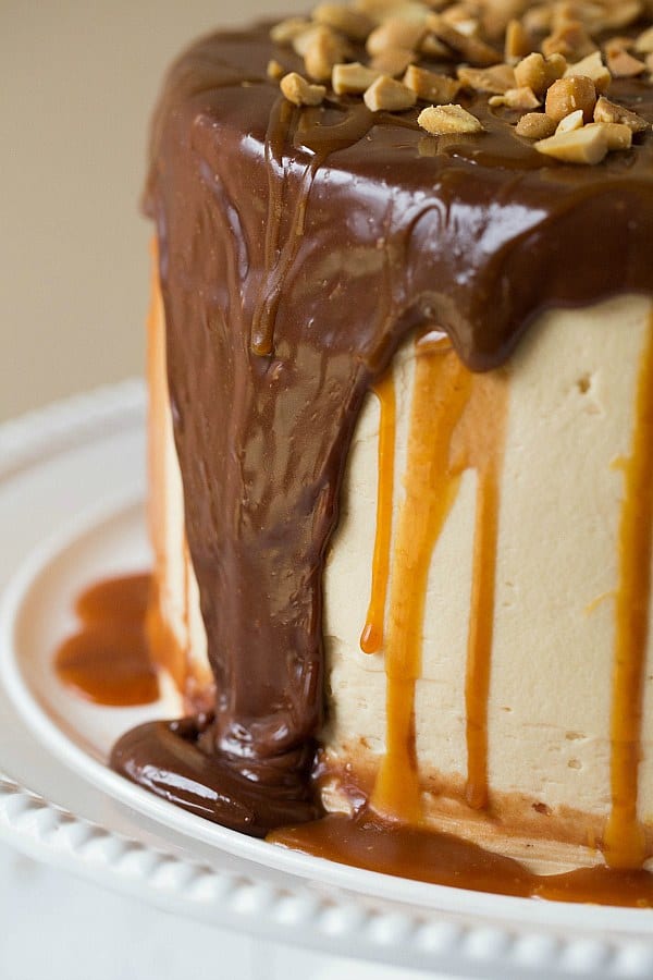 Snickers Cake