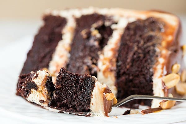 Snickers Cake