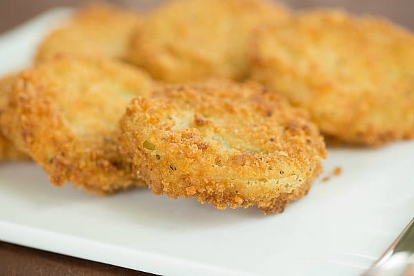 Fried Green Tomatoes Recipe by @browneyedbaker :: www.browneyedbaker.com