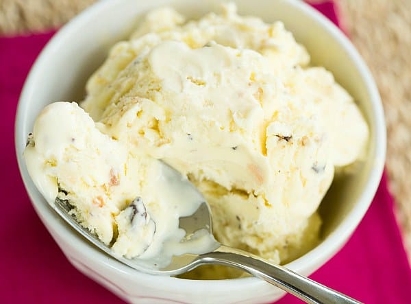 Toasted Coconut Dark Chocolate Chunk Ice Cream by @browneyedbaker :: www.browneyedbaker.com