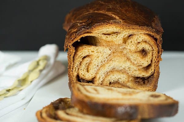 Cinnamon Babka by @browneyedbaker :: www.browneyedbaker.com