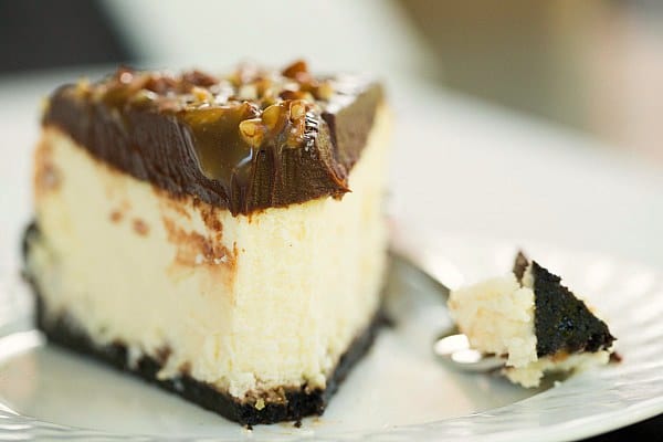 Turtle Cheesecake by @browneyedbaker :: www.browneyedbaker.com