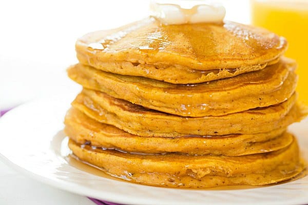 Pumpkin Pancakes by @browneyedbaker :: www.browneyedbaker.com