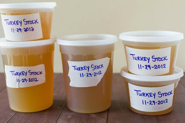 How to Make Turkey Stock by @browneyedbaker :: www.browneyedbaker.com
