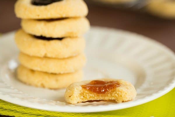 Classic Thumbprint Cookies by @browneyedbaker :: www.browneyedbaker.com