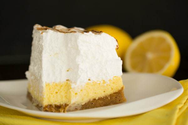 Sky-High Lemon Meringue Bars by @browneyedbaker :: www.browneyedbaker.com