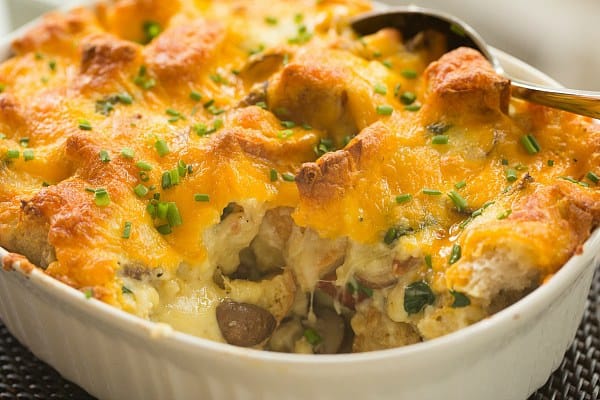 Cheesy Bacon, Mushroom & Spinach Breakfast Strata | browneyedbaker.com #recipe