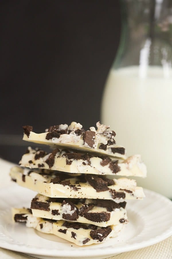 Cookies and Cream Oreo Chocolate Bark | browneyedbaker.com #recipe