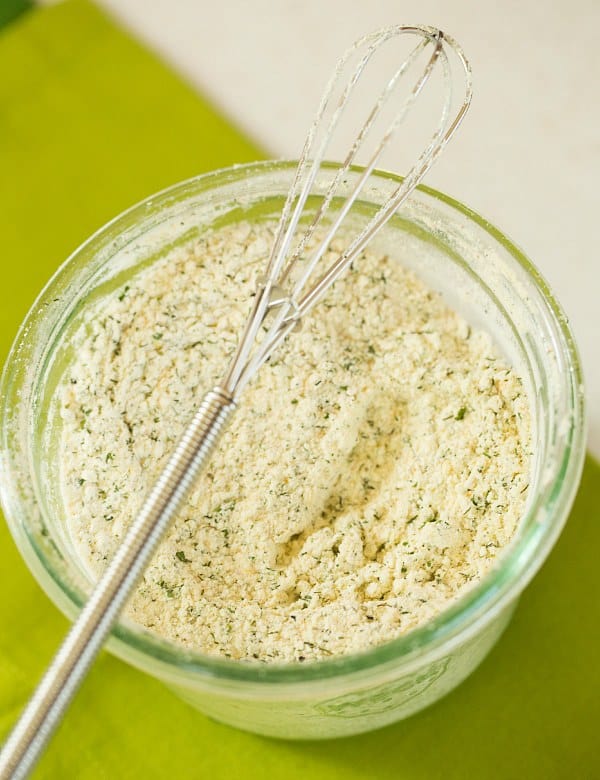 DIY: Homemade Ranch Seasoning Mix | browneyedbaker.com #recipe