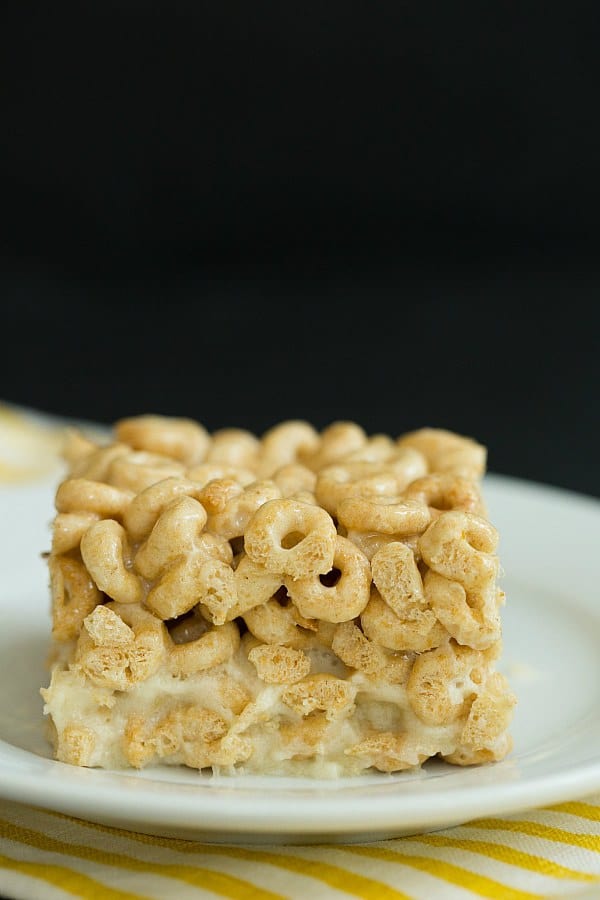 Honey Nut Cheerios & Banana Marshmallow Cereal Treats | browneyedbaker.com
