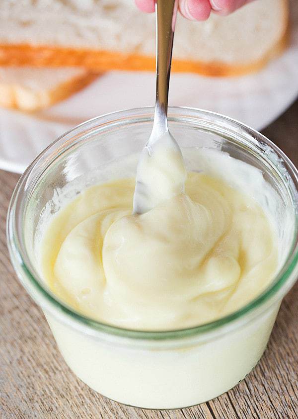 DIY Homemade Mayonnaise Recipe | browneyedbaker.com