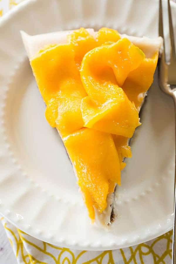 [PALEO] No-Bake Coconut-Mango Cheesecake | browneyedbaker.com