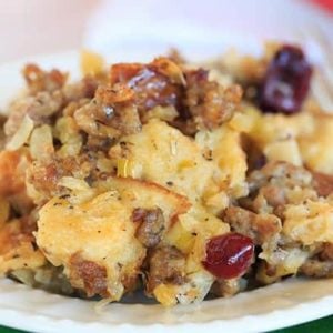 Sausage, Apple & Sage Stuffing made with Challah bread. | https://apex-male.info/sausage-apple-sage-stuffing/