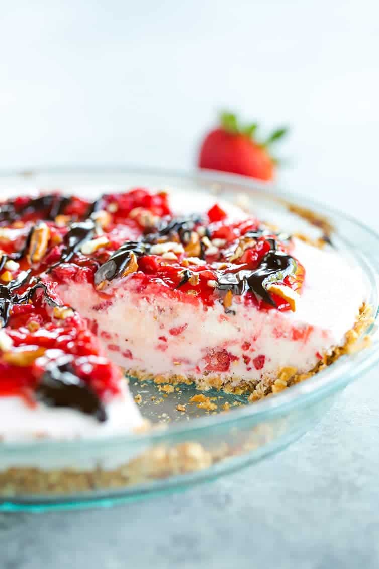 A gorgeous Pretzel Strawberry Ice Cream Pie - super refreshing!